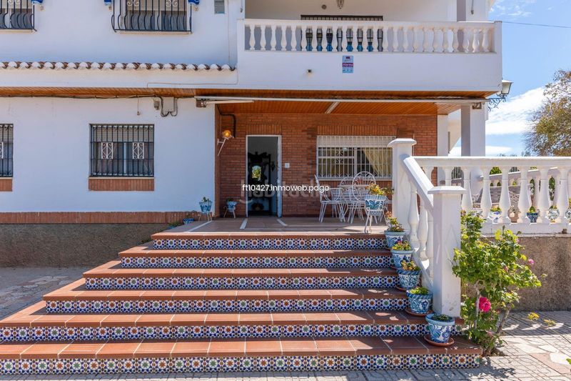 Foto 8ee45999-6a8a-47b8-b4b6-c6b35928ae14. Xalet amb aparcament piscina a Guadix