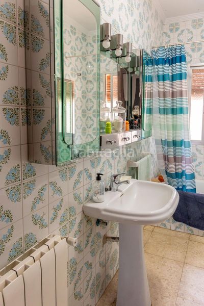 Foto ad31c5e0-6517-44d3-a028-14448a12bfee. Xalet amb aparcament piscina a Guadix