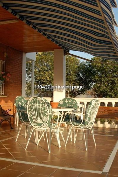 Foto c27a1d83-8dce-4c5c-b052-d108238e370c. Xalet amb aparcament piscina a Guadix