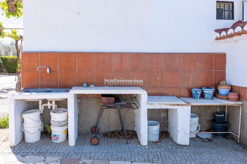Foto f8323aeb-2f24-436b-87c9-0a68eb0ee60a. Xalet amb aparcament piscina a Guadix