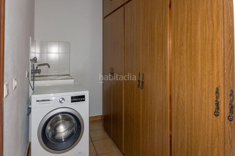 Foto 4b7bc074-84b5-440e-a478-825f27eaa4a7. Casa adossada a maria zambrano 26 a Guadix