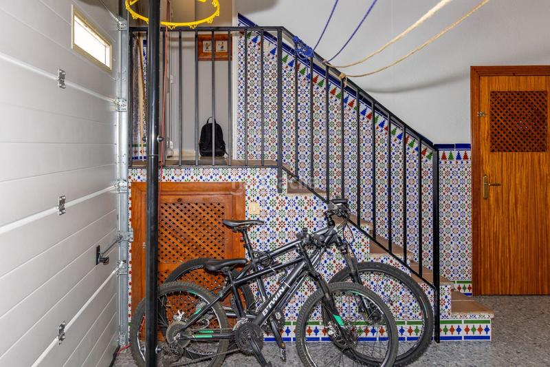 Foto 9caf0ff5-bdcb-47c2-9369-2c61f52a8a97. Casa adossada a maria zambrano 26 a Guadix