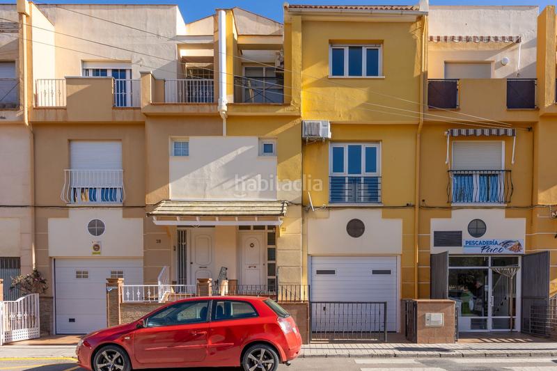 Foto ab86bbbc-485f-4c24-ba18-27e7e5011398. Casa adossada a maria zambrano 26 a Guadix