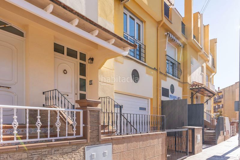 Foto e4fb9c69-54af-4b66-81b6-b4cd10290565. Casa adossada a maria zambrano 26 a Guadix