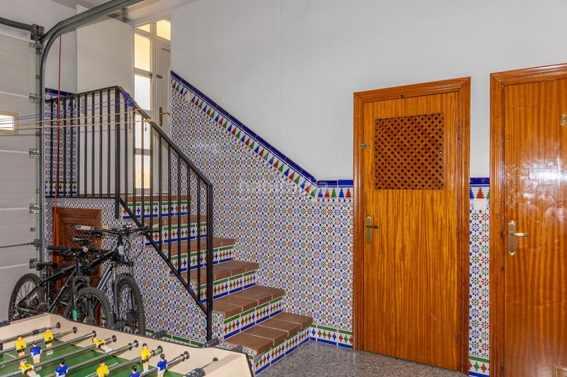 Foto f623fc9e-2401-4943-bb79-f75eed675a80. Casa adossada a maria zambrano 26 a Guadix