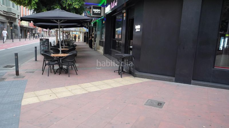 Foto 254b5407-d800-49ab-894d-32ea99a0bb6e. Location local commercial dans Santa Catalina - Canteras Palmas de Gran Canaria (Las)