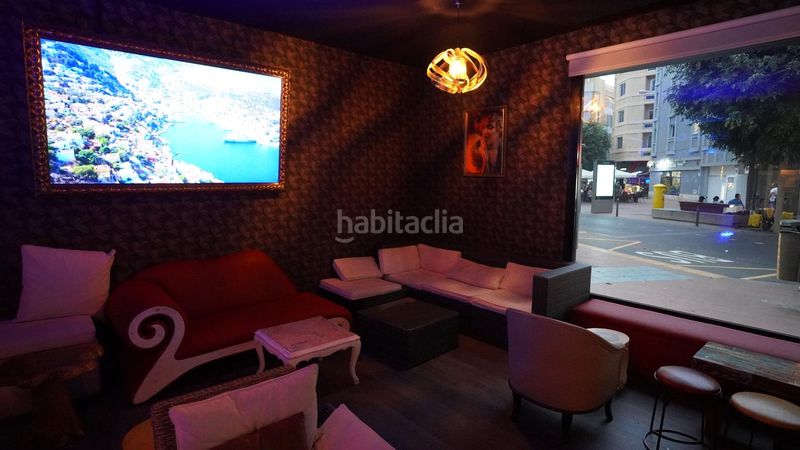 Foto 5ca29045-72e5-46f4-bb6e-2e9e32c01388. Location local commercial dans Santa Catalina - Canteras Palmas de Gran Canaria (Las)