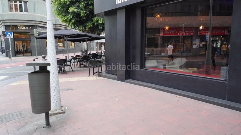 Foto 6f72a816-a620-4352-aef5-10a0d63ff677. Location local commercial dans Santa Catalina - Canteras Palmas de Gran Canaria (Las)