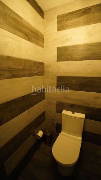 Foto c2f9d408-4361-42a5-a27c-370af4e80e74. Location local commercial dans Santa Catalina - Canteras Palmas de Gran Canaria (Las)