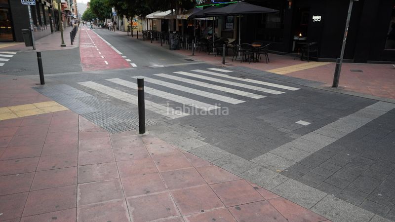 Foto e658d309-0565-400e-9a8f-6a5183d9d4e4. Location local commercial dans Santa Catalina - Canteras Palmas de Gran Canaria (Las)