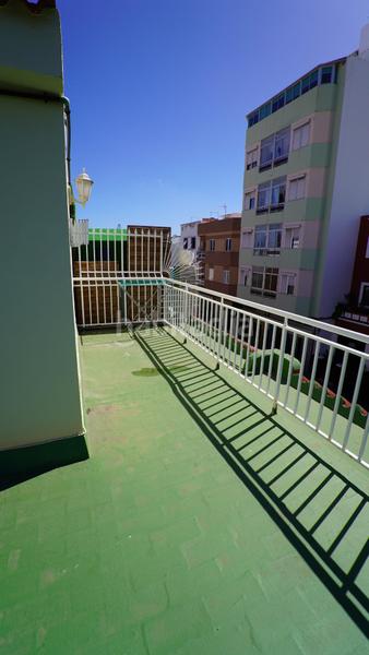 Foto 925e69bf-1f5e-467f-9071-9046aa6fc2cc. House with parking in Schamann - Rehoyas Palmas de Gran Canaria (Las)