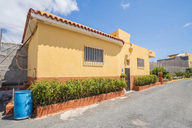 Foto 5cc6b9a5-f8d3-46b7-ad0d-b49a5182d9dc. Masia amb aparcament a Callejón del Castillo - El Calero - Las Huesas Telde