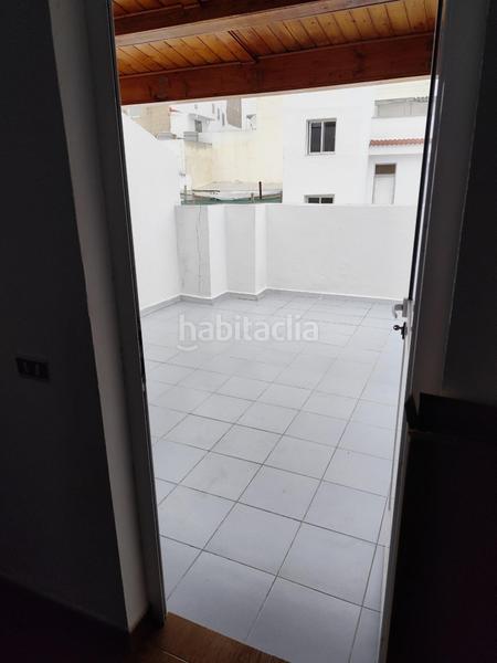Foto f7be64a2-cf79-4de8-81ad-10f24ee43edb. Àtic a Tamaraceite Palmas de Gran Canaria (Las)
