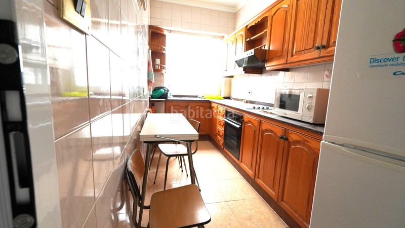 Foto 34a1d8e2-ea76-4dce-83c2-4f6e9d8a029d. Casa amb aparcament a Schamann - Rehoyas Palmas de Gran Canaria (Las)