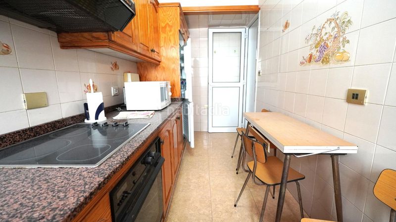 Foto 7fedf7da-7acf-4408-a55d-36f4a6584cfc. Casa amb aparcament a Schamann - Rehoyas Palmas de Gran Canaria (Las)