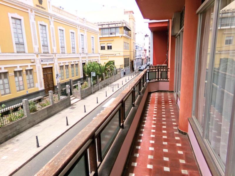 Foto 1706b9c0-5eb8-41f2-a783-1dd49af9c57d. Etagenwohnung in Arenales - Lugo - Avenida Marítima Palmas de Gran Canaria (Las)