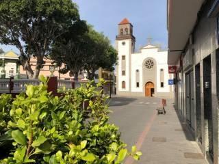 Casa adossada a San Nicolás de Tolentino