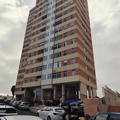 Flat in Calle calle de luis benítez inglott, 32 32