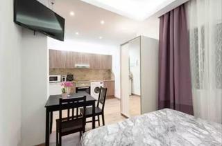 Studio  Calle calle luis morote, 27