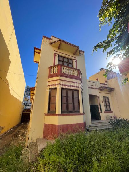 Foto 9fbb3ce6-9f0b-4d21-bc0b-489370d42936. Maison avec parking dans San Juan Telde