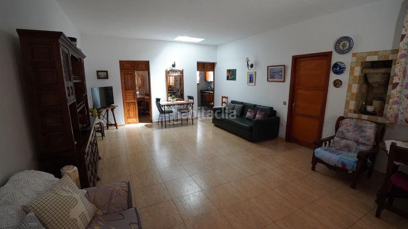 Foto afe617c5-7ce8-45d8-9584-5e2d0b8dd736. Haus mit parking in Mogán pueblo Mogán