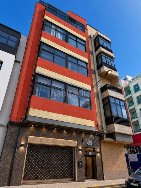 Foto 93a76524-9a79-4bd7-b9e5-6cc6ae459409. Edificio en Guanarteme Palmas de Gran Canaria (Las)