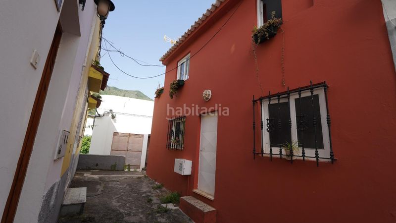 Foto f1073618-135e-4467-bdd3-123ac057c078. Haus in Teror pueblo Teror