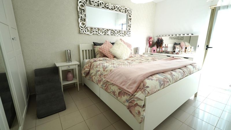 Foto aca6dd72-72d5-40d9-b197-8503b0f3f435. Semi detached house with parking in Cruce de Arinaga Agüimes