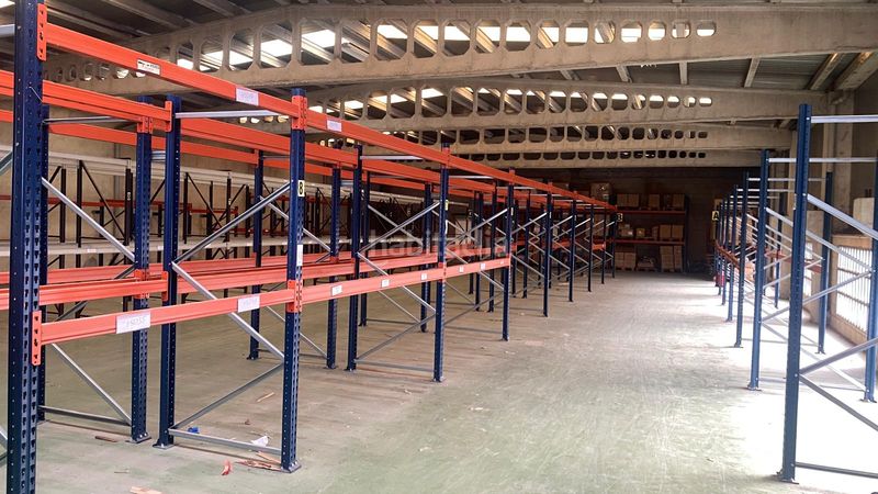 Foto f8ce4b48-b73e-4aa9-a7a3-b3a8c36b3a60. Location bâtiment à usage industriel dans Deba