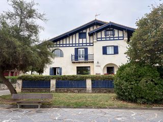 Appartement  Markiegi kalea 12. Vivienda en primera línea de playa en deba, gipuzkoa