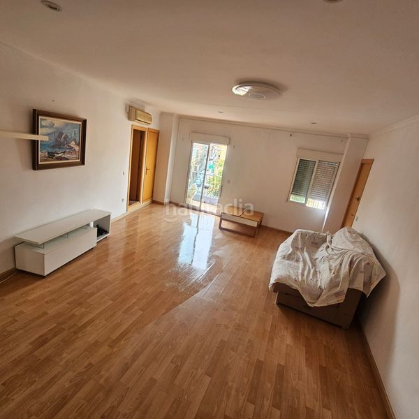 Foto 146e8dbc-f7e3-48f1-83ce-f06544a71a94. Àtic a Centro Bétera