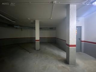 Aparcament cotxe a Vandellòs i l´Hospitalet de l´Infant. Plaza de parking en zona consum