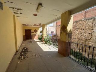 Masia a Riba-roja d´Ebre. Casa ideal para inversión rural