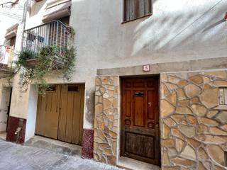 Casa adossada a Ascó. Casa de pueblo en ascó para reformar