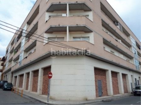 Foto f628624b-b7aa-4347-87f4-40055e507e47. Local comercial a Móra d´Ebre