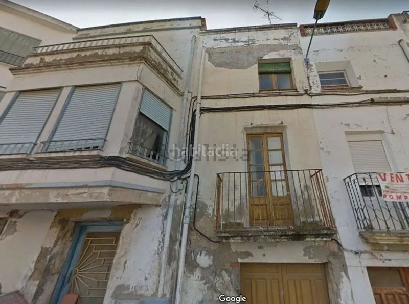 Foto eb283cd3-c313-4d44-8537-13ff61ca3f0b. Casa adossada a Riba-roja d´Ebre
