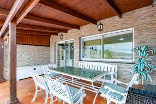 Maison jumelée à Torviscas Centro y Alto. Exclusivo adosado con vistas al mar, jacuzzi y piscina en torvis