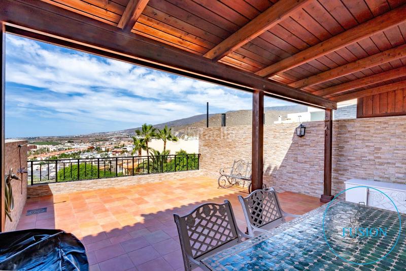 Foto 18e3a4c7-680a-4420-85b7-14ea954aa8b9. Casa adossada amb aparcament piscina a Torviscas Centro y Alto Adeje