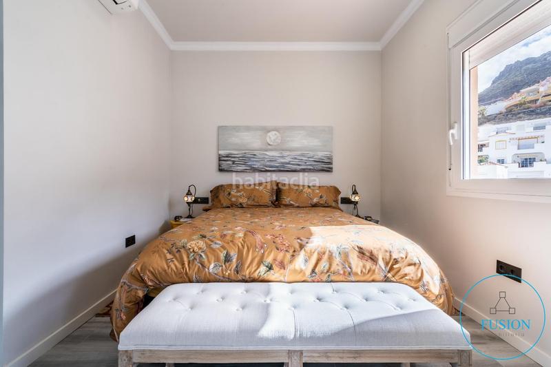 Foto 23c42a2b-faa2-492f-996c-b8b6c42dc337. Casa adossada amb aparcament piscina a Torviscas Centro y Alto Adeje