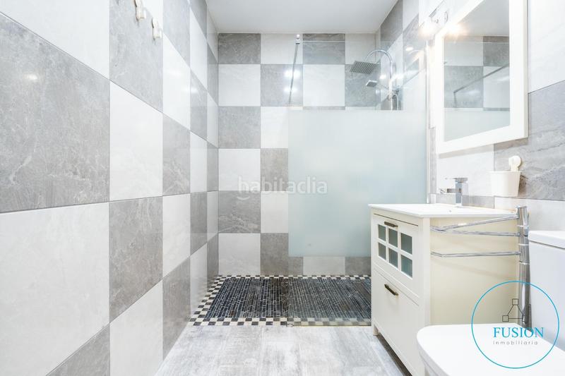 Foto 60f3f2f8-5071-4b36-bd90-fabb5ee19bf2. Casa adossada amb aparcament piscina a Torviscas Centro y Alto Adeje