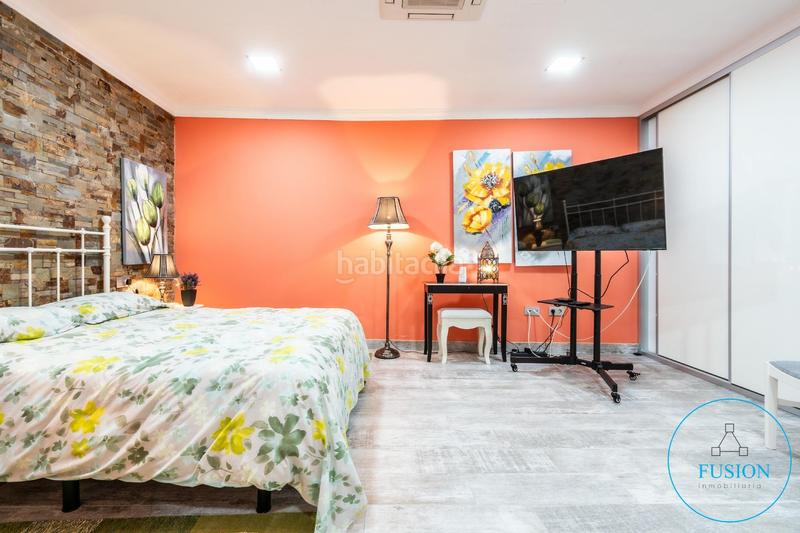 Foto 81be6bf4-8187-4bd0-8c30-ca2014b9d36b. Casa adossada amb aparcament piscina a Torviscas Centro y Alto Adeje