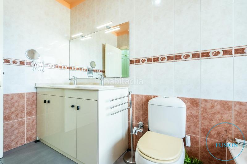 Foto 9796eabb-bfa3-4e88-b8bf-a580e3dc6a03. Casa adossada amb aparcament piscina a Torviscas Centro y Alto Adeje