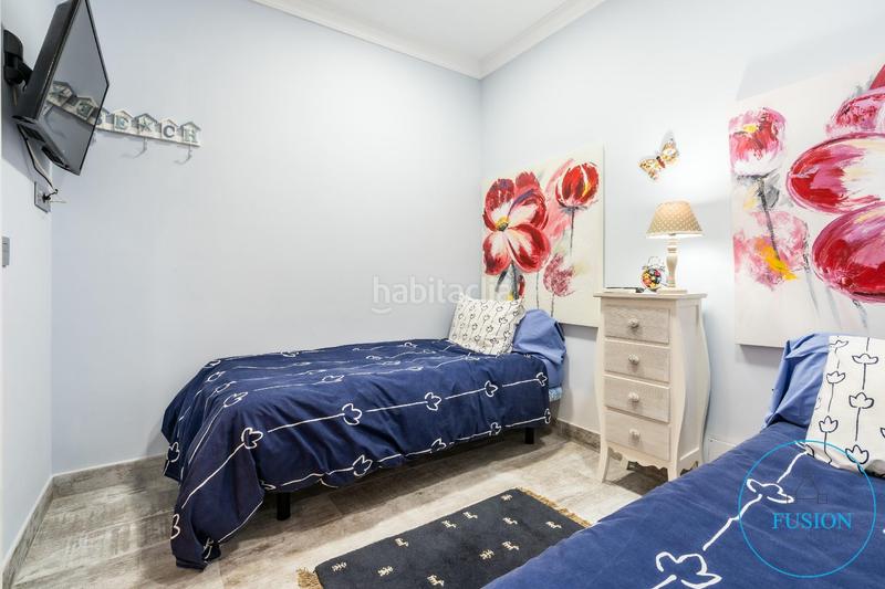 Foto a26f218b-bfdf-4ecd-8b8d-1fbffbdb078a. Casa adossada amb aparcament piscina a Torviscas Centro y Alto Adeje