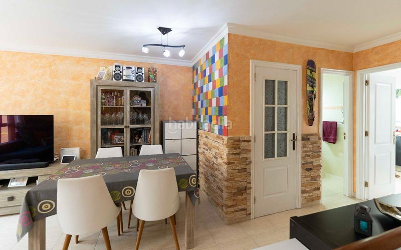 Foto 0dc7cee0-9ff9-476a-a687-ab1cd5b9d75f. Casa adosada en calle alcalde jose hernandez 9 adosado con terrazas, garaje doble y placas solares en el centro en Tegueste