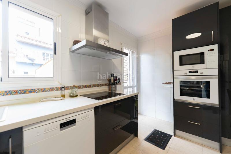 Foto 2506cdb6-464a-4e90-a535-af860fbdb7e0. Casa adosada en calle alcalde jose hernandez 9 adosado con terrazas, garaje doble y placas solares en el centro en Tegueste