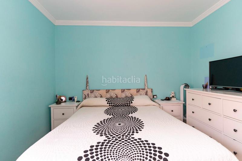 Foto 2cae9efa-ae58-467f-a02a-dd368dab6275. Casa adosada en calle alcalde jose hernandez 9 adosado con terrazas, garaje doble y placas solares en el centro en Tegueste