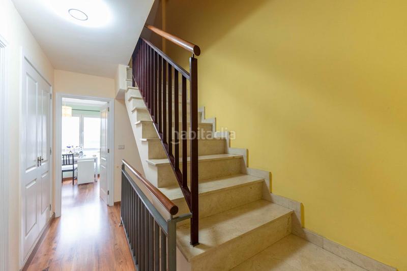 Foto 456781aa-6fc1-49fb-9752-0a2cfa6584f5. Casa adosada en calle alcalde jose hernandez 9 adosado con terrazas, garaje doble y placas solares en el centro en Tegueste