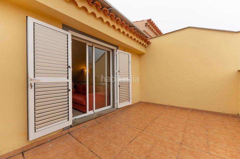 Foto 7a64d9af-72ec-4aa0-8891-1069df6e87d5. Casa adosada en calle alcalde jose hernandez 9 adosado con terrazas, garaje doble y placas solares en el centro en Tegueste