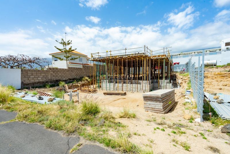 Foto 9be12efa-0163-4aca-bdbf-0d321bb961d5. Xalet amb aparcament piscina a Cuevecitas - Malpaís Candelaria