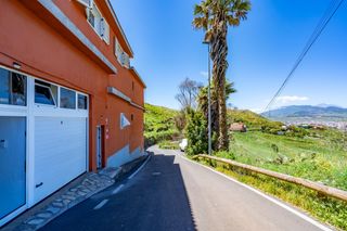 Haus  Calle laurel el(lomo largo) 112. Conjunto de 3 viviendas con gran potencial y rentabilidad en ent